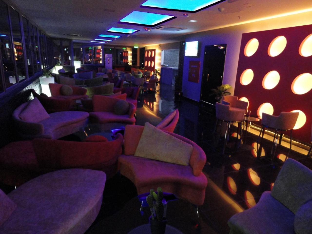 Al Andalus Plaza Hotel มานามา ภายนอก รูปภาพ