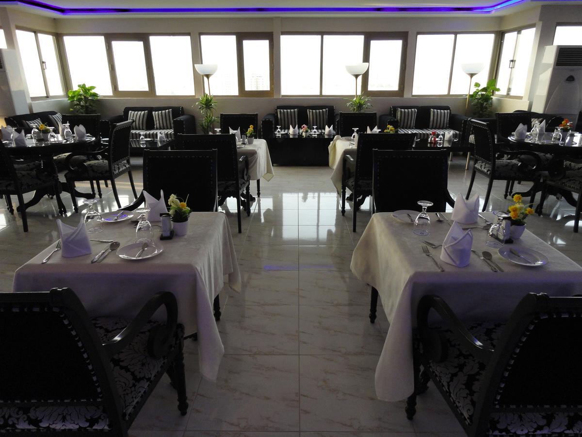 Al Andalus Plaza Hotel มานามา ภายนอก รูปภาพ